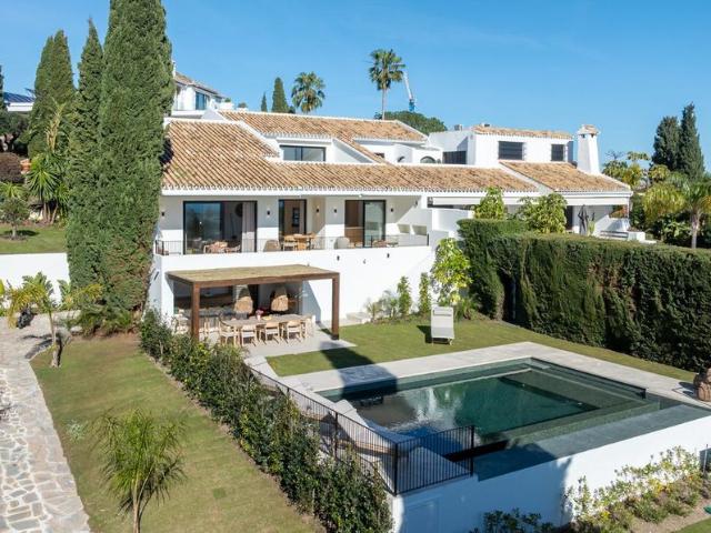 Casa en venta en Barriada Islas Canarias, Costa del Sol Occidental