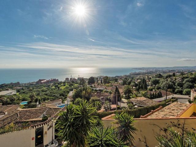 Casa en venta en Torrequebrada, Costa del Sol Occidental