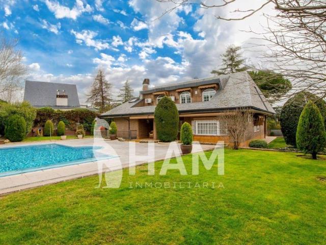 Casa en venta en Boadilla Del Monte, Urbanizaciónes Noroeste