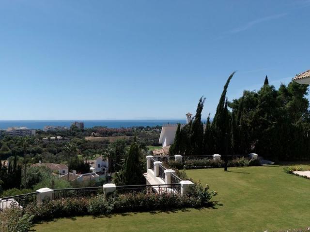 Casa en venta en Artola, Costa del Sol Occidental