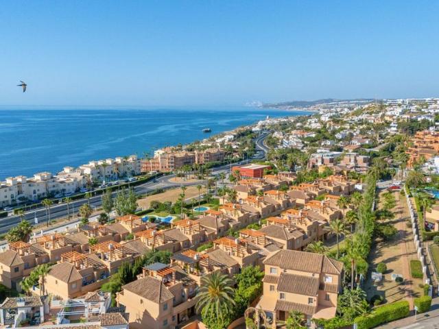 Chalet en venta en Barriada Islas Canarias, Costa del Sol Occidental