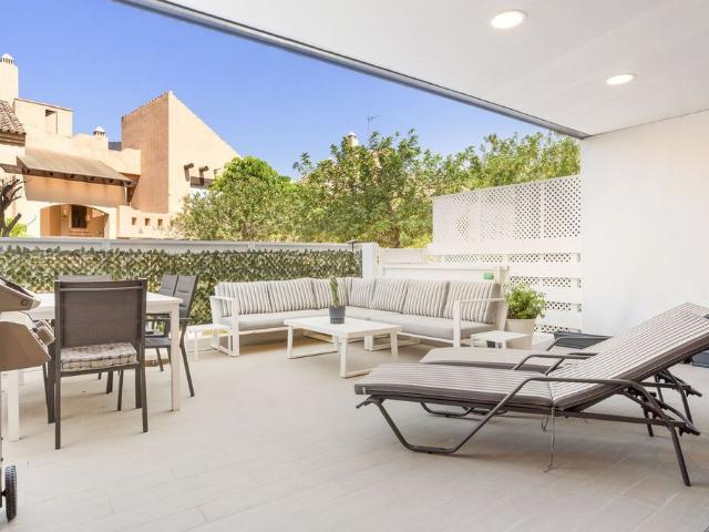 Chalet en venta en Barriada Islas Canarias, Costa del Sol Occidental