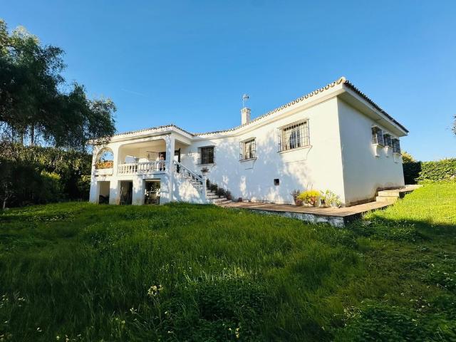 Casa en venta en Nueva Atalaya, Costa del Sol Occidental