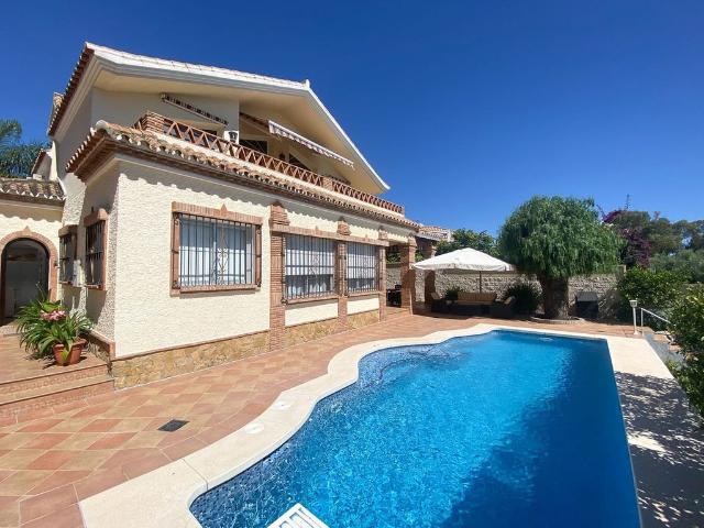 Casa en venta en Urbanización Márquez de Atalaya, Costa del Sol Occidental