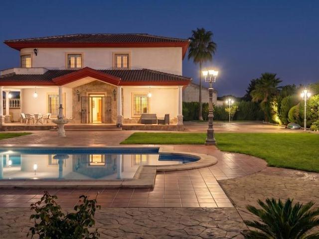 Casa en venta en El Rinconcillo, La Carlota