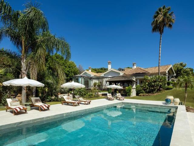 Casa en venta en Artola, Costa del Sol Occidental