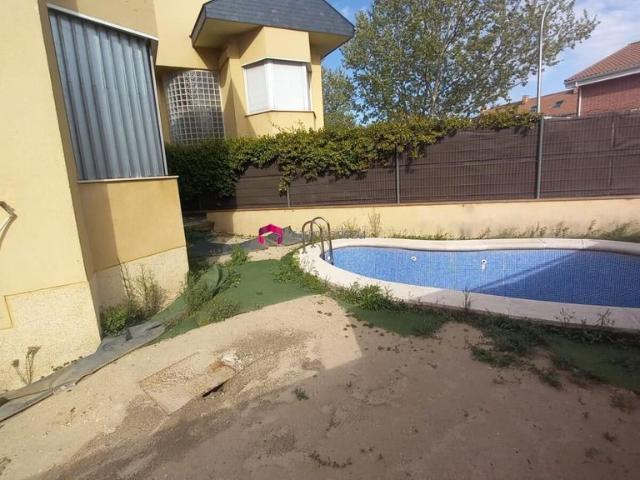 Chalet en venta en Barajas, Madrid
