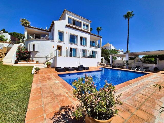 Casa en venta en San Luis de Sabinillas, Costa del Sol Occidental
