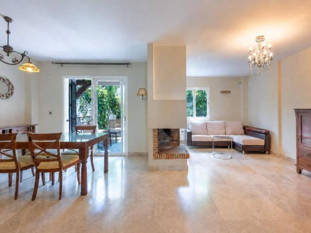 Chalet en venta en Nueva Andalucía, Costa del Sol Occidental