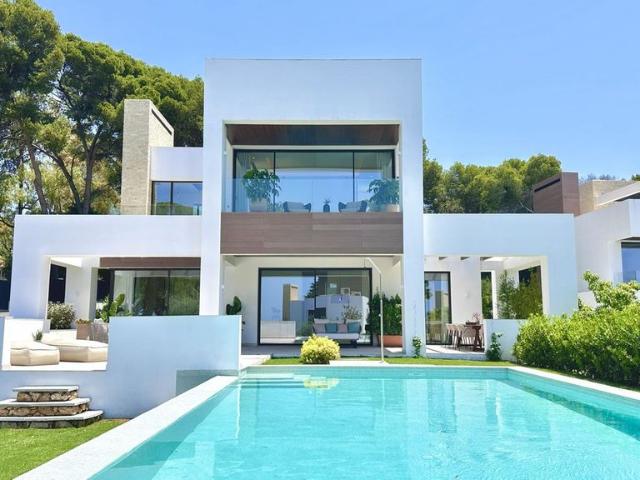 Casa en venta en Barrio Nuevo, Marbella