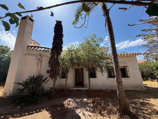 Casa en venta en Artola, Costa del Sol Occidental