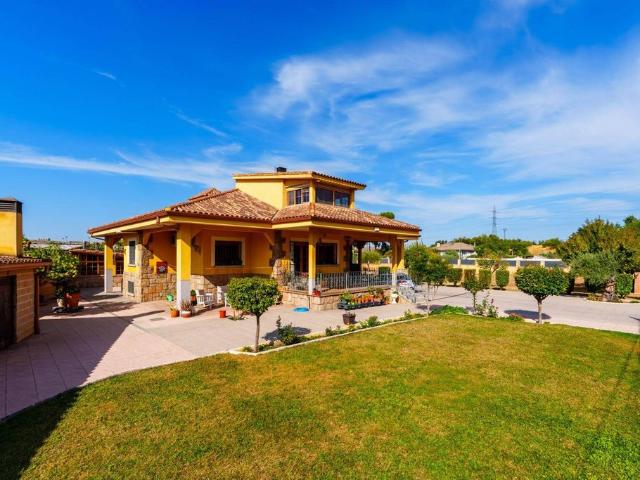 Casa en venta en La Raya de Velilla, Mejorada Del Campo