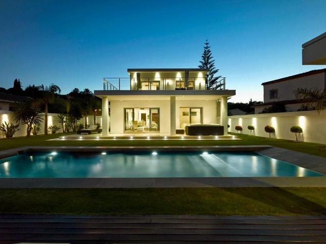 Casa en venta en Nueva Andalucía, Costa del Sol Occidental