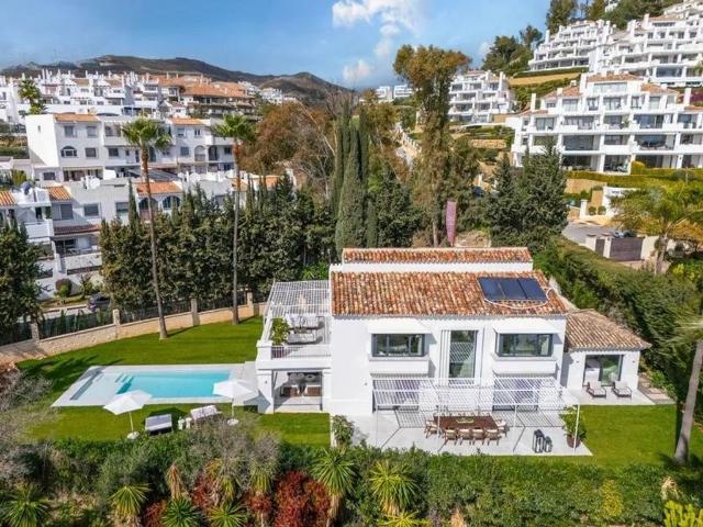 Casa en venta en Nueva Andalucía, Costa del Sol Occidental