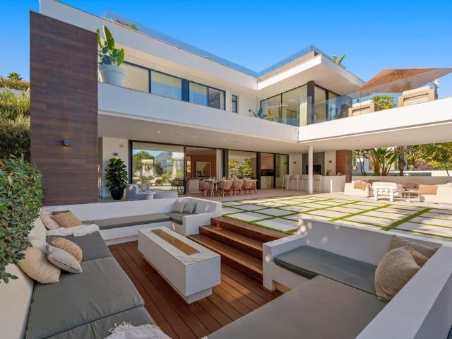 Casa en venta en Nueva Andalucía, Costa del Sol Occidental