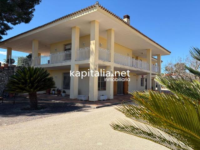 Casa en venta en la Vall d'Albaida, Valencia