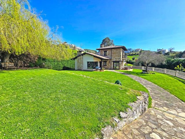 Casa en venta en Gijón, Asturias