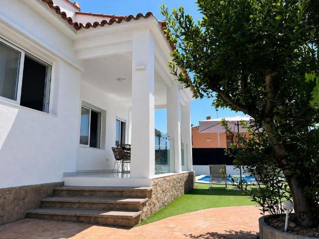 Casa en venta en el Camp de Túria, Valencia
