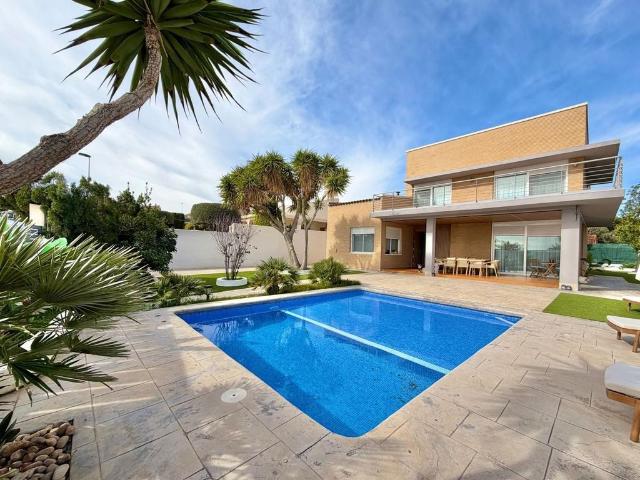 Casa en venta en Urbanització L'Ermita Vella, el Baix Vinalopó