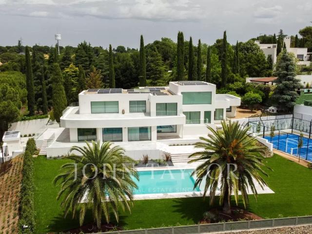 Chalet en venta en Viñas Viejas, Boadilla Del Monte