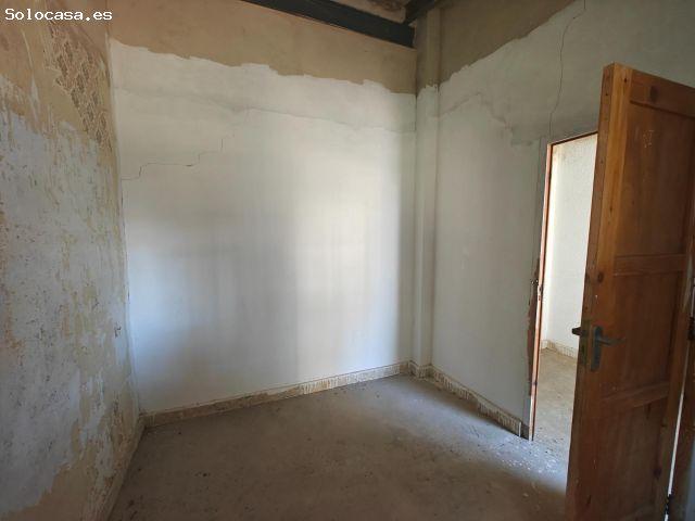 Casa en venta en La Hoya de Buñol, Valencia