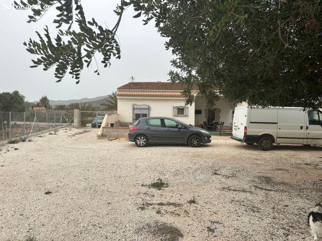 Casa en venta en el Vinalopó Mitjà / El Vinalopó Medio, Valencia
