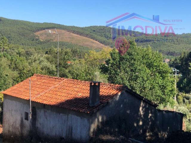 Casa venda em Castanheira de Pera e Coentral, Castanheira de Pera