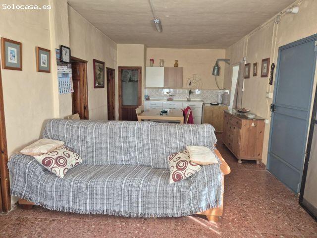 Casa en venta en Llíria, València / Valencia