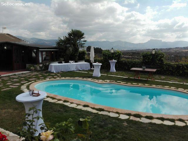 Casa en venta en l'Alt Vinalopó / El Alto Vinalopó, Valencia