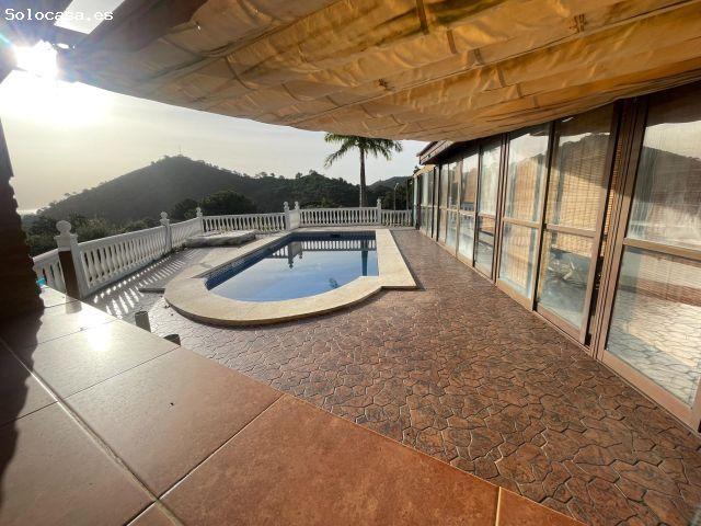 Casa en venta en Alcazaba Beach, Costa del Sol Occidental