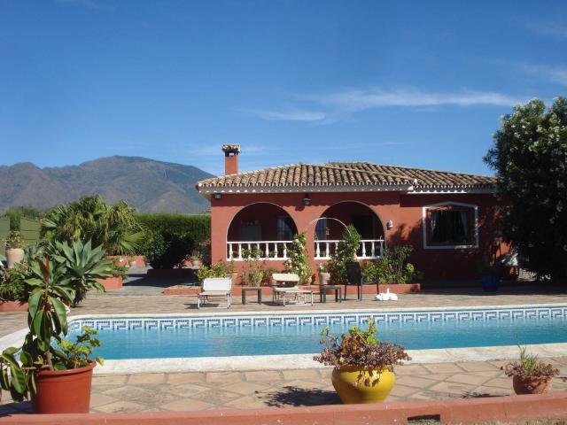 Casa Rural en venta en Barriada Blas Infante, Estepona