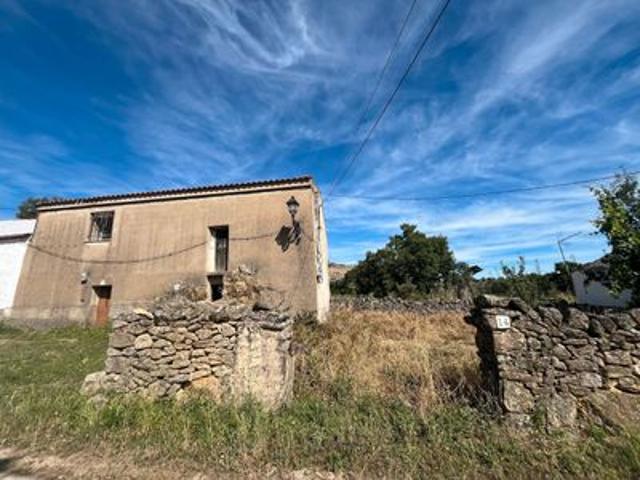 Casa Rural en venta en Valencia De Alcántara