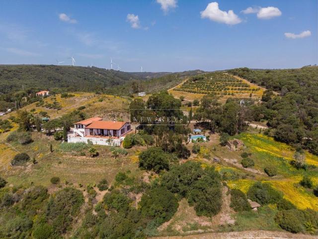 Solar venda em Bensafrim, Faro