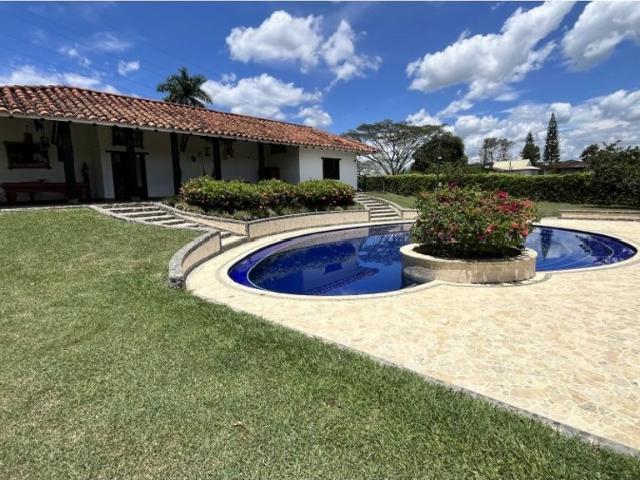 Casa de campo de alto standing de 19200 m2 en venta La Victoria, Departamento de Boyacá