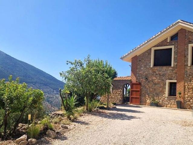 Casa en venta en La Axarquía, Andalucía