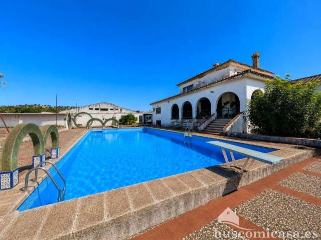 Casa en venta en Linares, Andalucía