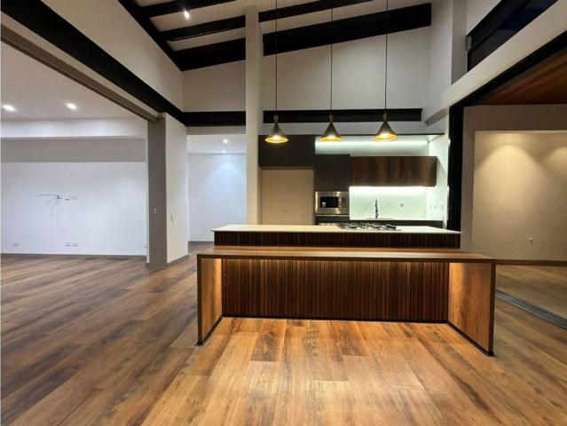 Casa de campo de alto standing de 2 dormitorios en alquiler Rionegro, Departamento de Antioquia