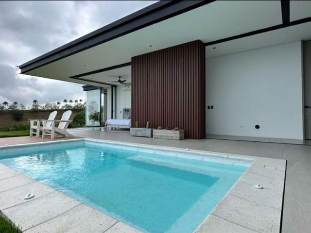 Casa de campo de alto standing de 2 dormitorios en venta Pereira, Departamento de Risaralda