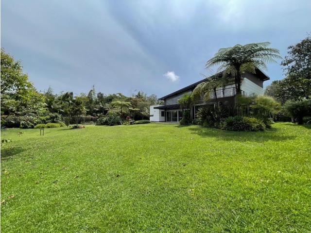 Casa de campo de alto standing de 3 dormitorios en alquiler Carmen de Viboral, Departamento de Antioquia
