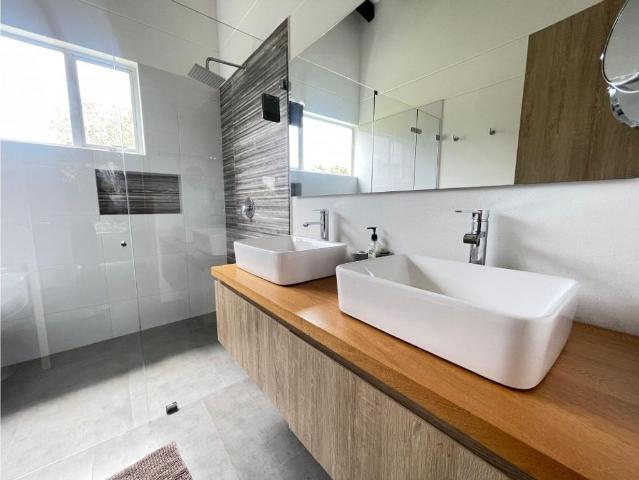 Casa de campo de alto standing de 3 dormitorios en alquiler Carmen de Viboral, Departamento de Antioquia