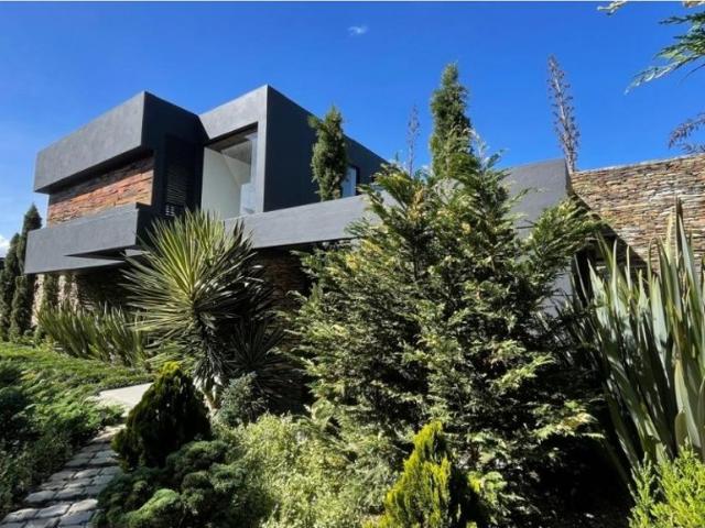 Casa de campo de alto standing de 3 dormitorios en alquiler Envigado, Colombia