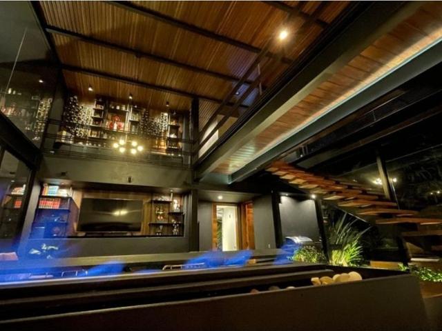 Casa de campo de alto standing de 3 dormitorios en alquiler Envigado, Colombia