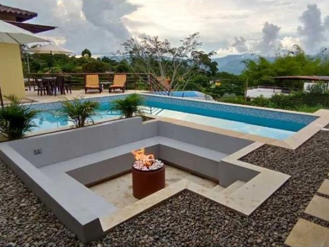 Casa de campo de alto standing de 3 dormitorios en alquiler La Mesa, Cundinamarca