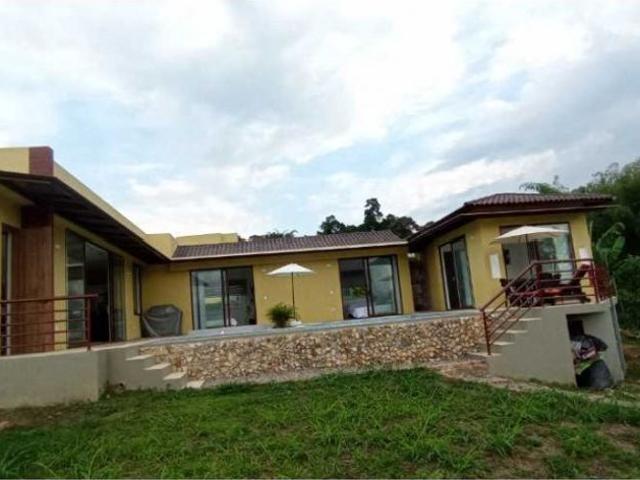 Casa de campo de alto standing de 3 dormitorios en alquiler La Mesa, Cundinamarca