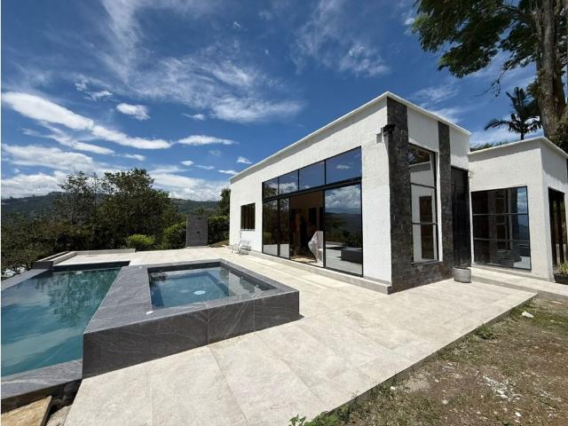 Casa de campo de alto standing de 3 dormitorios en alquiler Palestina, Colombia