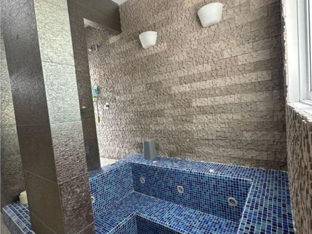 Casa de campo de alto standing de 3 dormitorios en alquiler Pereira, Colombia