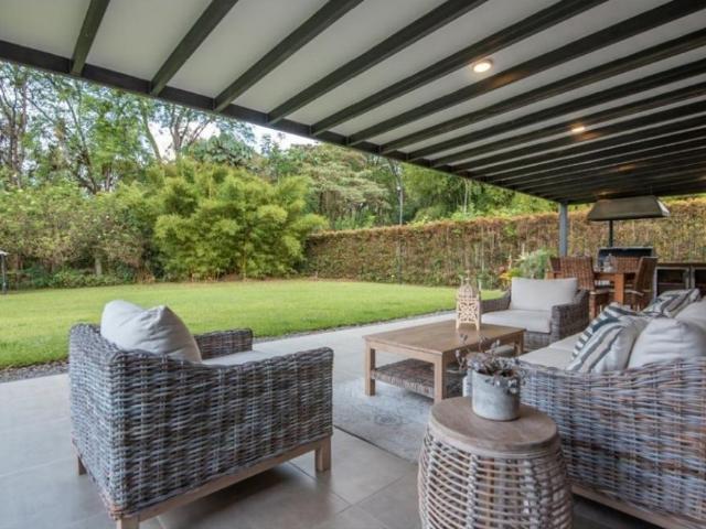 Casa de campo de alto standing de 3 dormitorios en alquiler Retiro, Colombia