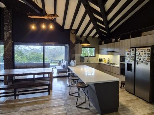 Casa de campo de alto standing de 3 dormitorios en alquiler Rionegro, Departamento de Antioquia