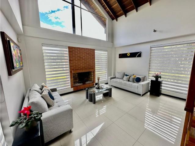 Casa de campo de alto standing de 3 dormitorios en venta Chía, Cundinamarca