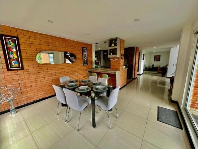 Casa de campo de alto standing de 3 dormitorios en venta Chía, Cundinamarca